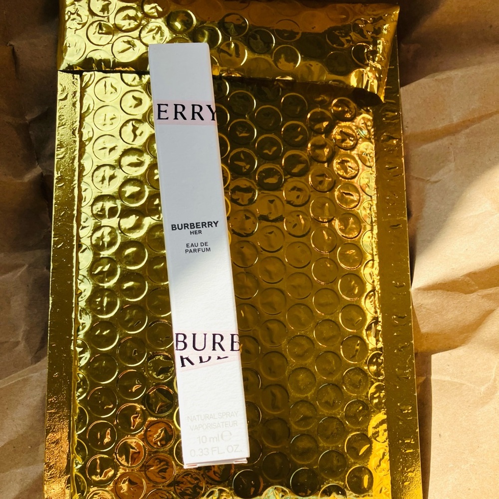 Burberry Her perfume travel spray